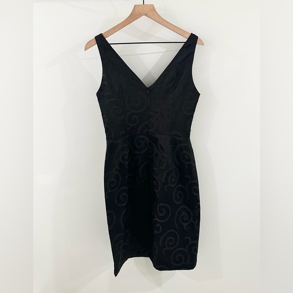 NWT Chetta B Embroidered Sheath Dress Black Size 8 - Picture 6 of 6